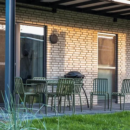 Pet Friendly Apartament Lembruch